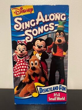 Disney Sing Along Songs “It’s A Small World” Disneyland Fun VHS Tested, Working